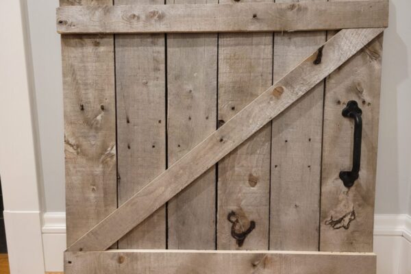 Farmhouse DIY Barn Door