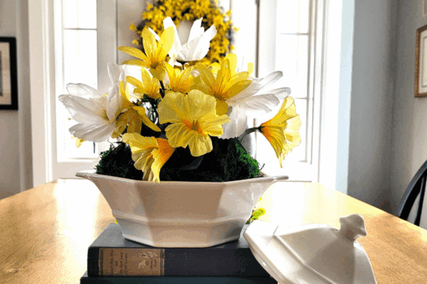 Spring-Table-Banner | The Granite Acorn