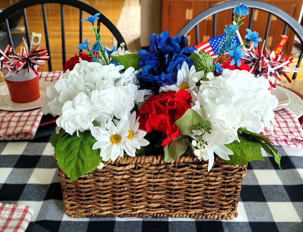 July-4-Centerpiece | The Granite Acorn